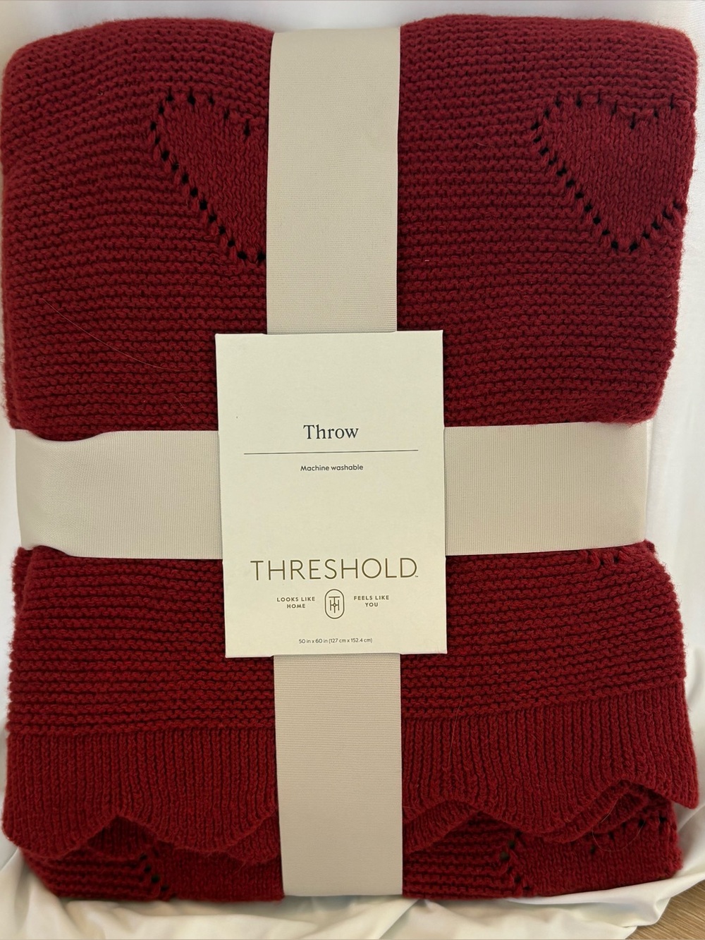 THRESHOLD RED W/ HEARTS 50 x 60 KNIT THROW BANKET NEW NWT
